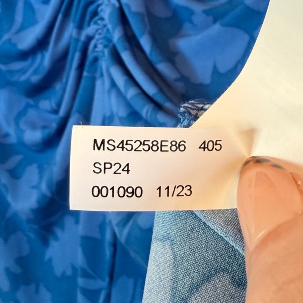 NEW Michael Kors Blue Floral Ruched Top Large Floral Flutter Sleeve V Neck Work - Picture 7 of 7